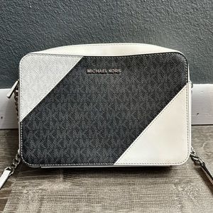 Michael Kors crossbody bag